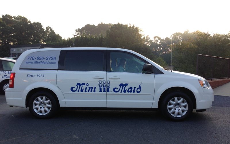 MiniMaid Van Cropped